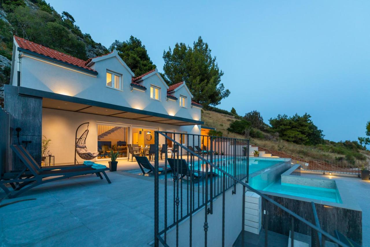 Villa Kruna With Breathtaking View Мурвица Екстериор снимка
